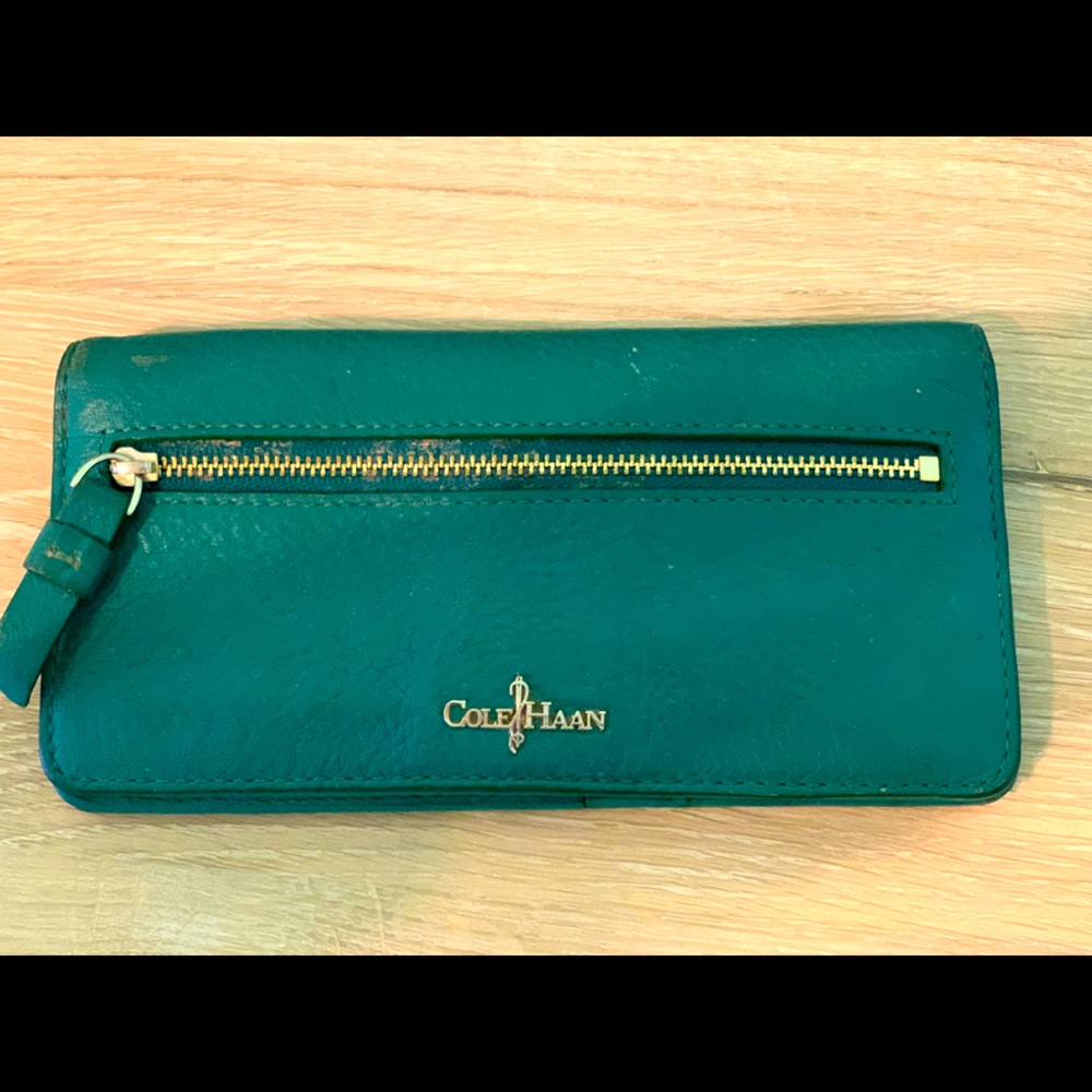 Cole Haan Green Leather Wallet *Gold Logo